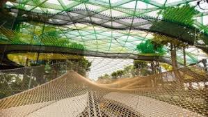 Singapore changi airport is conveniently located between the tanah merah and changi golf clubs, the serangoon harbour and pasir ris park. Singapore Changi Airport Visit Singapore Offizielle Website