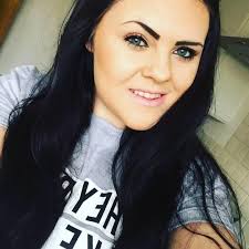 Stream Nicola Bishop