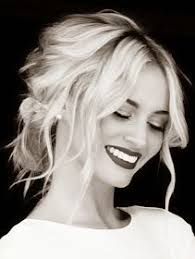 There are many short hairstyles below, so check them now and try them this year. New Year S Eve Hair Ideas Hair Styles Short Wedding Hair Loose Hairstyles