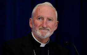 Asesinan a obispo defensor de los migrantes en EEUU