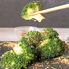 Cómo debes cocinar el brócoli para aprovechar sus propiedades y beneficios. Venu Sanz Cursos De Cocina Saludable Como Cocinar Brocoli Paso A Paso
