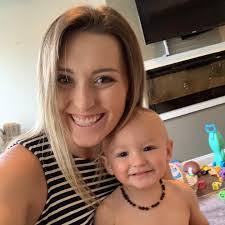 Amanda Crosswhite's Instagram, Twitter & Facebook