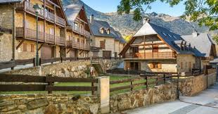 Da un'analisi delle compravendite immobiliari risulta sempre più evidente il successo del mercato delle seconde case. Case In Vendita Sulle Montagne Spagnole Idealista