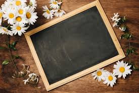 Small fresh daisy flowers colorful butterfly cloud illustration. Free Photo Chalkboard Near Fresh Daisy Flowers
