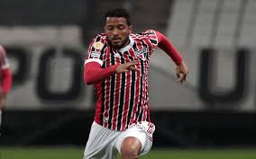 São paulo, the capital of the state of são paulo, is the largest city in brazil with over 18 million people in its metro area. Sao Paulo X Red Bull Bragantino Onde Assistir Ao Brasileirao Ao Vivo E Online Noticias Da Tv