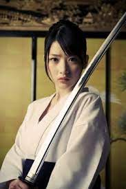 サムライ女子 にズバッと切り捨てられる ダメ男の5大ポイント ライブドアニュース female samurai katana girl warrior woman