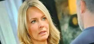 I want to use this medium to let my lovely fans know that I'm extending my  contract for the new season , where are my devoted fans that want me back ❤️