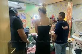 Woman charged with posting porn on Twitter Bangkok Post Learning - Learn  English from News