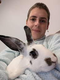 These cutie patooties aka Agatha and Boris are waiting to be adopted 😍  Your days too could be filled with watching them chillax and drink water.  What are you waiting for? Apply