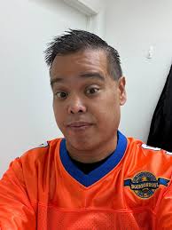 Hello everyone my name is Trevor! My partner and I, just moved to Fort  Lauderdale from Naples. We are both 27, and would absolutely love to  connect with the local community. We've