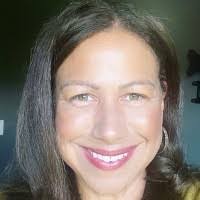 Lori Nickerson's Instagram, Twitter & Facebook