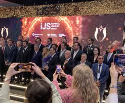 Industry Outlook with David Brough: April