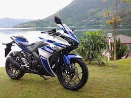 So, today we will be talking about yamaha yzf r25 specifications and price. Yamaha R25 Launched In Indonesia Price Pics Specs Details