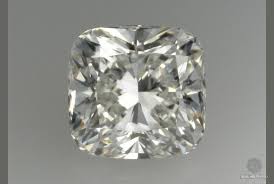 Cushion Cut Diamond Medium Fluorescence Ritani