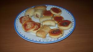 I rustici possono essere farciti in diverso modo, a seconda dei gusti personali. Come Fare Rustici Con Pasta Sfoglia