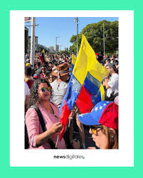 ⚽🇺🇸 Lionel Messi fue protagonista del American Business Forum en Miami, donde compartió escenario con figuras como Donald Trump y Gianni Infantino. 🌆 El capitán del Inter Miami recibió la llave de
