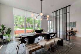 It is located near lake calhoun in minneapolis, usa on a 2,800 sq ft lot. Texas Home Showcases Warm And Inviting Organic Modern Style Organic Dining Room Organic Modern Casual Dining Rooms