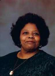 Stephanie Dennard's Instagram, Twitter & Facebook