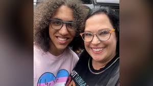 Moms of LGBTQ youth come together to offer support online