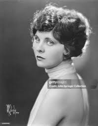 Warrick county birthplace of hollywood actress's father