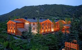 The dining experiences that jackson hole offers are unrivaled as you will find. The Lodge At Jackson Hole Ab 202 Hotels In Jackson Kayak