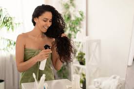 Cách chăm sóc tóc xoăn luôn bồng bềnh giữ nếp