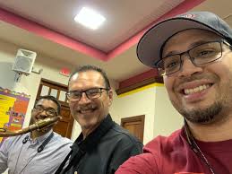 Curándome, 5voces una Causa. Sax: Angel Gory, El Pollo Vega, Nelson Vega,  Saviel Cartagena#musicosdecaguas #musicians #pasandolobien #saxplayer  #saxophonist #libredemusicadecaguas @ Caguas, Puerto Rico
