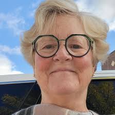 Chris Dinger, the middle of my 3 younger brothers, passed away Monday  (11/25) evening at Luther Hospital in Eau Claire, Wisconsin. He graduated  from Memorial HS in 1968. No services are planned