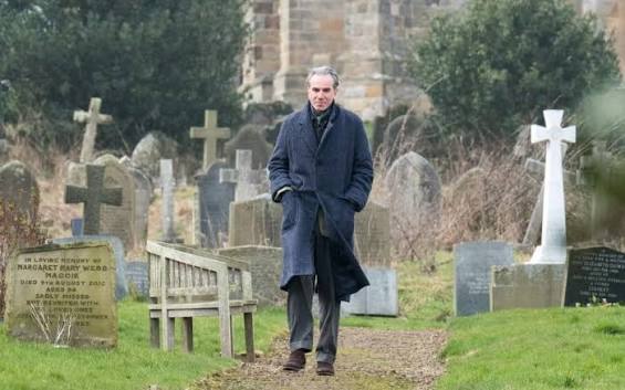 Film Review: Phantom Thread (2017) — Musée Magazine