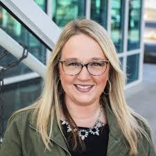 Carol Weddle's Instagram, Twitter & Facebook