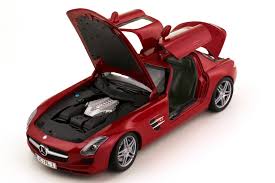 The mercedes sls amg is a fast car out of the showroom, but a little supercharging by elmerhaus pushed it to 1,025 horsepower and here's an this speedway had its share of speed addiction victims, but the latest one would be this mercedes sls amg that has been tuned by elmerhaus. 1 18 Mercedes Benz Sls Amg C197 Le Mans Rot Red Metallic Minichamps 100039020 Ebay