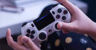 Crash bandicoot, spyro o fifa: Mejores Videojuegos Para Jugar Con Los Ninos A Ps4