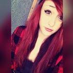 Julia Scribner's Instagram, Twitter & Facebook