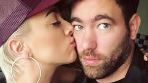 We did not find results for: Gabi Toth Has Shared Photos Of The Happiest Day Of His Life