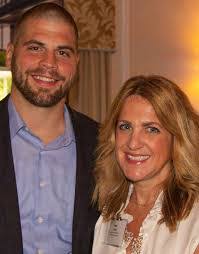 Dorian Arbelaez's Instagram, Twitter & Facebook