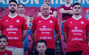 Wisła kraków spólka akcyjna information, including address, telephone, fax, official website, stadium and manager. Orlen Oil Sponsorem Wisly Krakow Na Przodzie Koszulek Zastapi Lv Bet