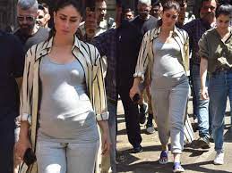 Kareena kapoor khan's baby bump gets paparazzi's attention; Kareena Kapoor Khan Flaunts A Baby Bump On The Sets Of Good News