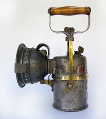 An Unusual Great Western Railway Carbide Lamp Clearly Stamped G W R To The Lower Section Of The Circular Steel Body And Again Train Lamp Art Lamp Old Lamps