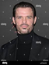 Chris Clenney's Instagram, Twitter & Facebook