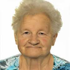 Anna Karl's Instagram, Twitter & Facebook