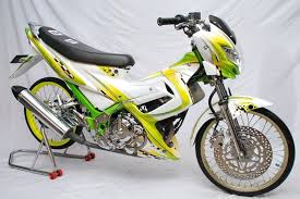 Foto modifikasi suzuki satria fu 150 kontes terbaru. Modif Satria Fu 2014 Semi Drag Modif Motor Motor Gambar Acre