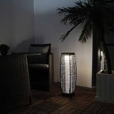 Attaches to any smooth surface using mechanical suction, smooth stick on target disc. 11 Amazing Outdoor Portable Floor Lighting Vurni