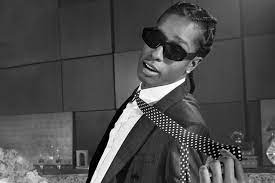 Rakim athelaston mayers (born october 3, 1988), known professionally as asap rocky (stylized as a$ap rocky; A Ap Rocky Ist Neuer Ceo Von Klarna Gq Germany