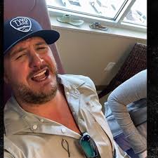Luke Bryan At The Hospital After Fishing Hook Accident