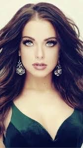 Sierra Burch's Instagram, Twitter & Facebook