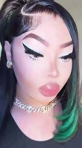 Jocelyn Perales's Instagram, Twitter & Facebook