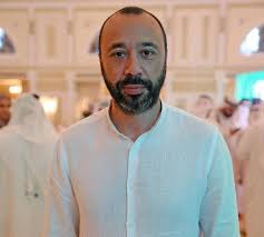هناك العديد من المزايا التي يتركها الطين المغربي على البشرة والجسم بشكل عام، والتي يمكن تلخيصها بالنقاط الآتية: Exnkkdqrwj7onm
