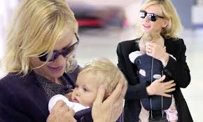 Cate and andrew wanted to adopt a kid since their firstborn drew his first breath. Cate Blanchett S Adorable Daughter Edith Reveals A Full Head Of Hair Daily Mail Online