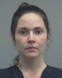 Sheriff's Office: Florida woman stabs man in Lake City, says she 'low-key  wanted to hurt him'