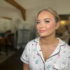 Glowing pink !! Bridesmaid makeup